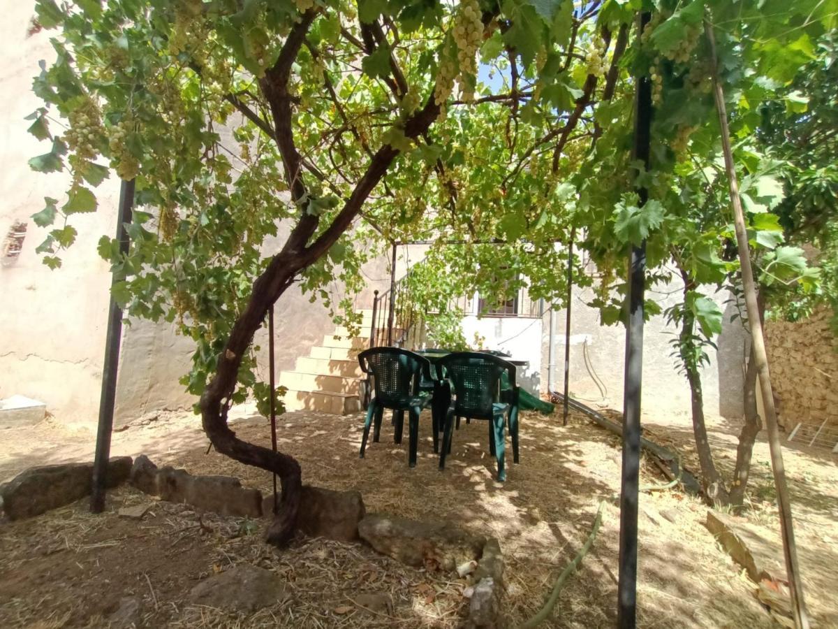 Vivienda Rural Los Iberos M&M, Castellar de Santisteban 外观 照片